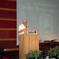Generalsekretær i NBF Rune Handal åpner Bridgefestivalen 2004